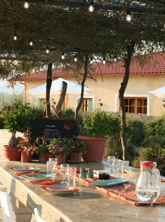 Bote Farms Agriturismo Sarandë Exteriör bild